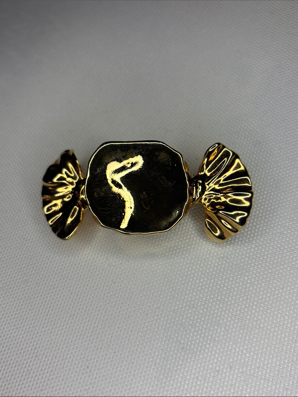 🍬 cute candy Goldtone brooch